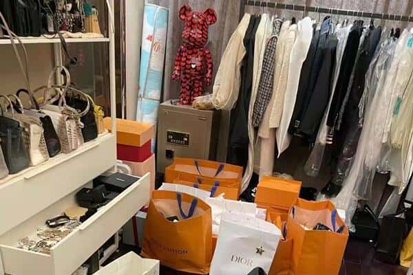 贺州昭平县回收一线品牌衣服